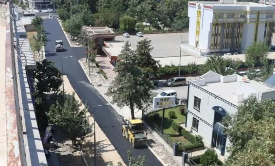 Şanlıurfa Karaköprü’de ulaşımı rahatlatacak çalışmalar sürüyor